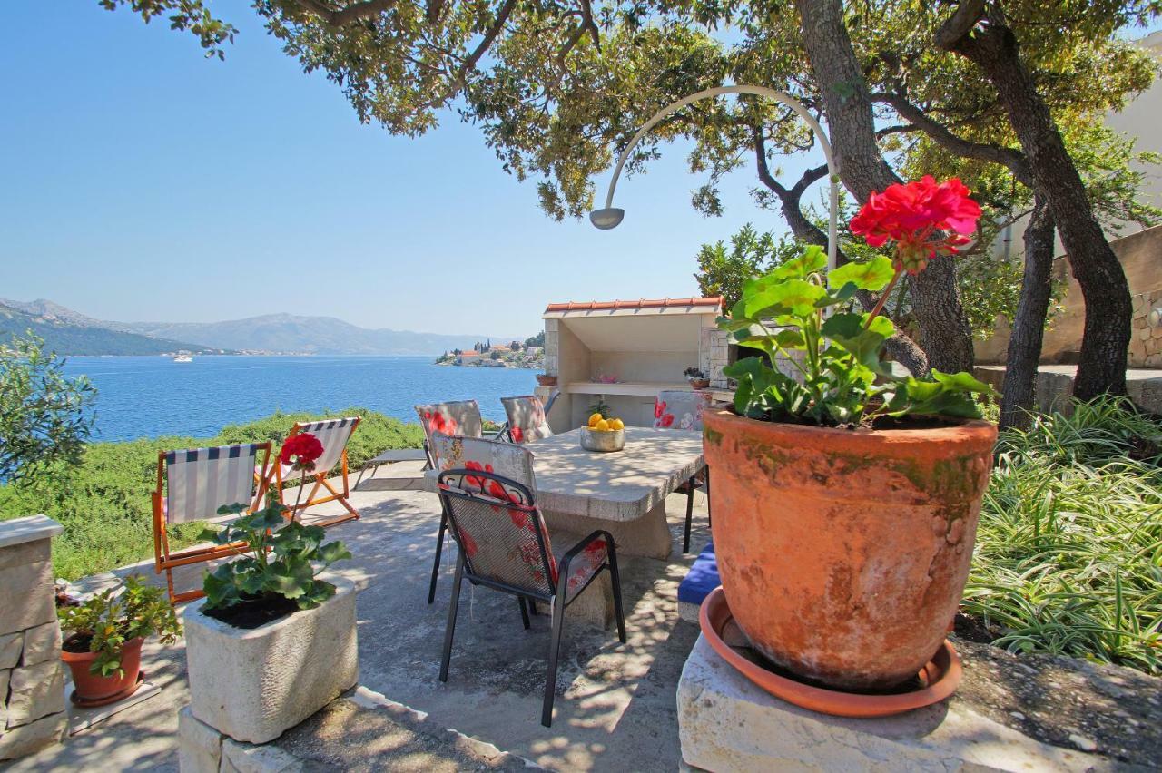 Apartments Mirna Korčula Екстериор снимка