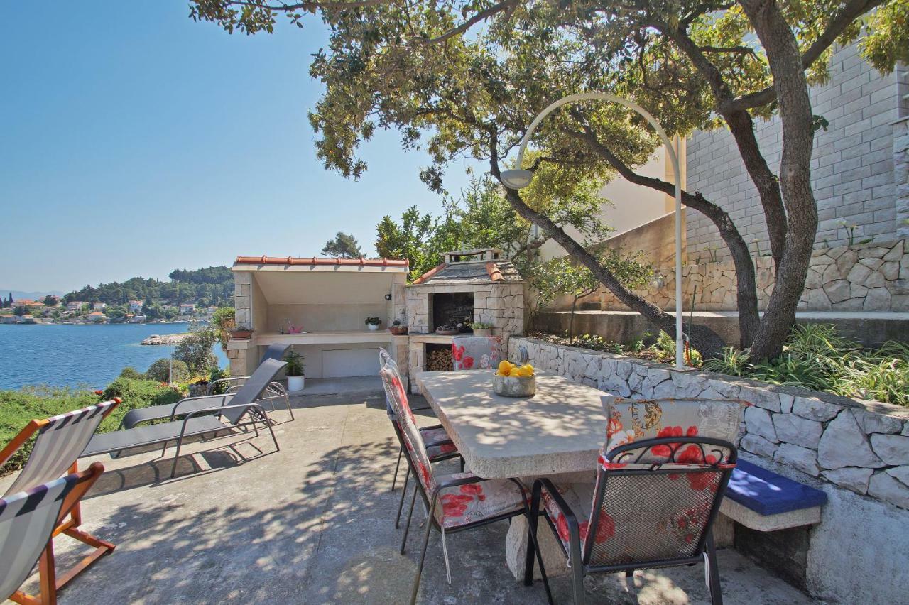 Apartments Mirna Korčula Екстериор снимка