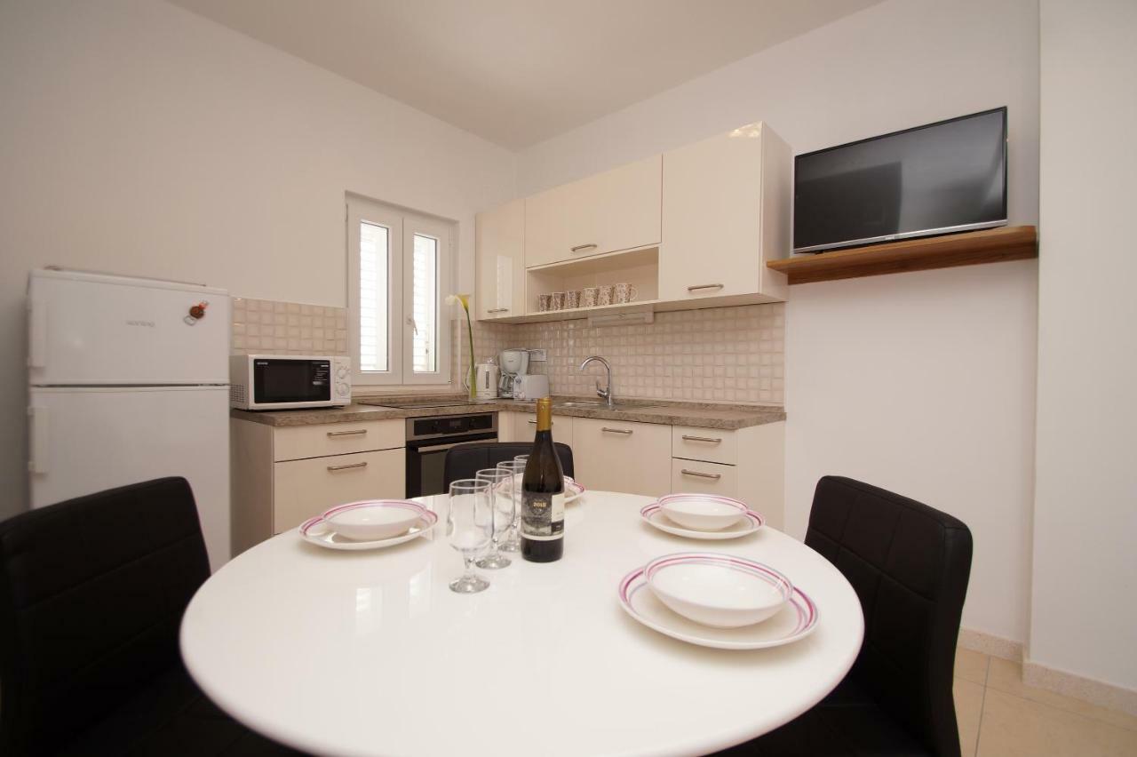 Apartments Mirna Korčula Екстериор снимка