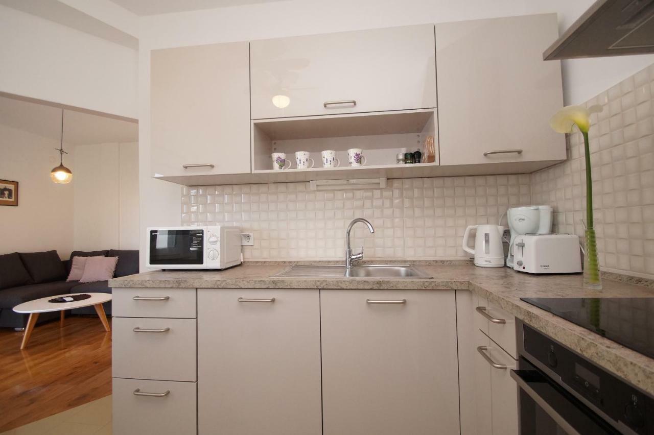 Apartments Mirna Korčula Екстериор снимка
