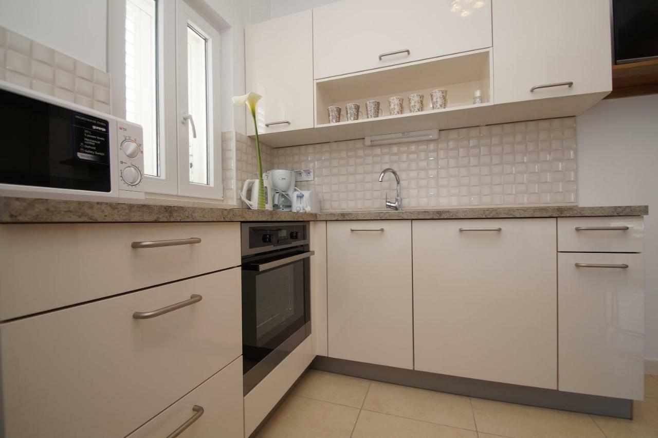 Apartments Mirna Korčula Екстериор снимка